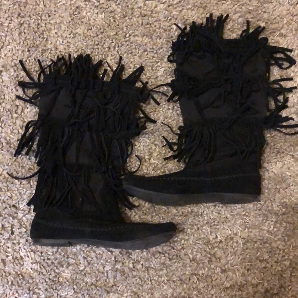 Black boot moccasins
